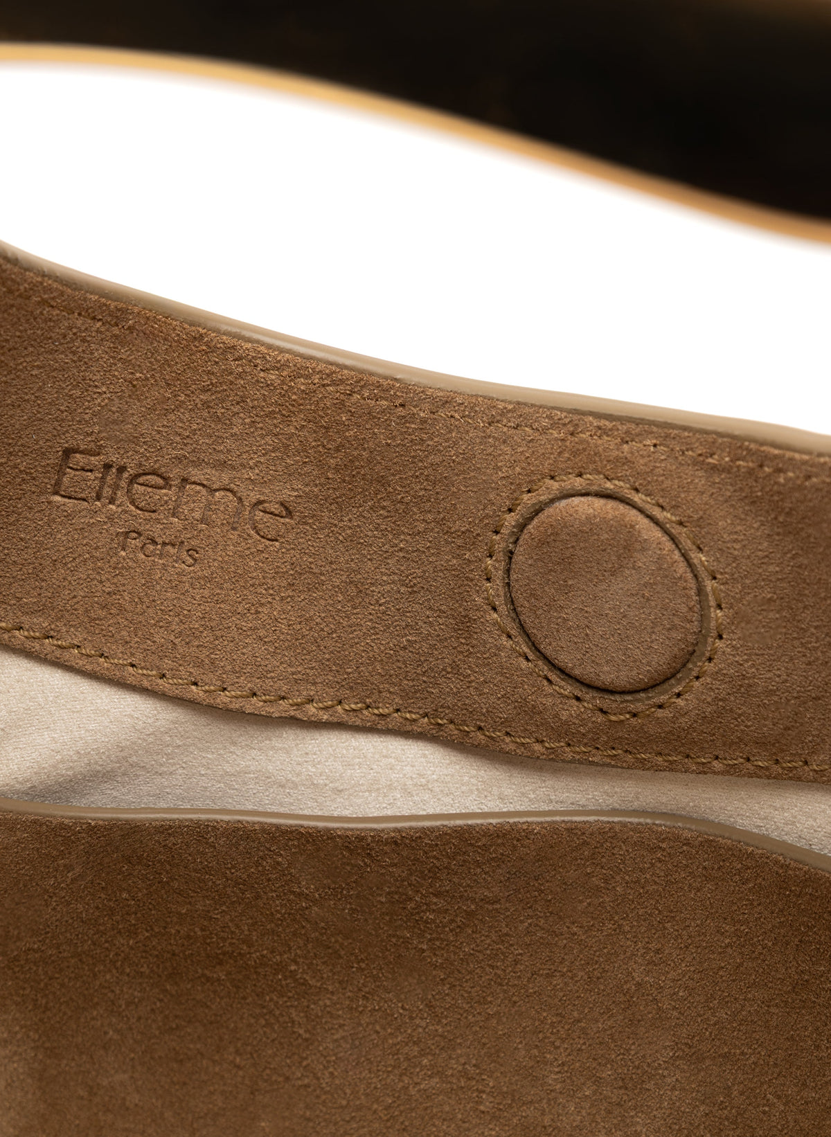 ELME_OFFICIAL_00164